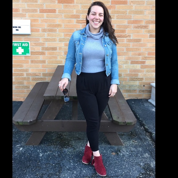 Meet your Posher, Taylor - Picture 6 of 14